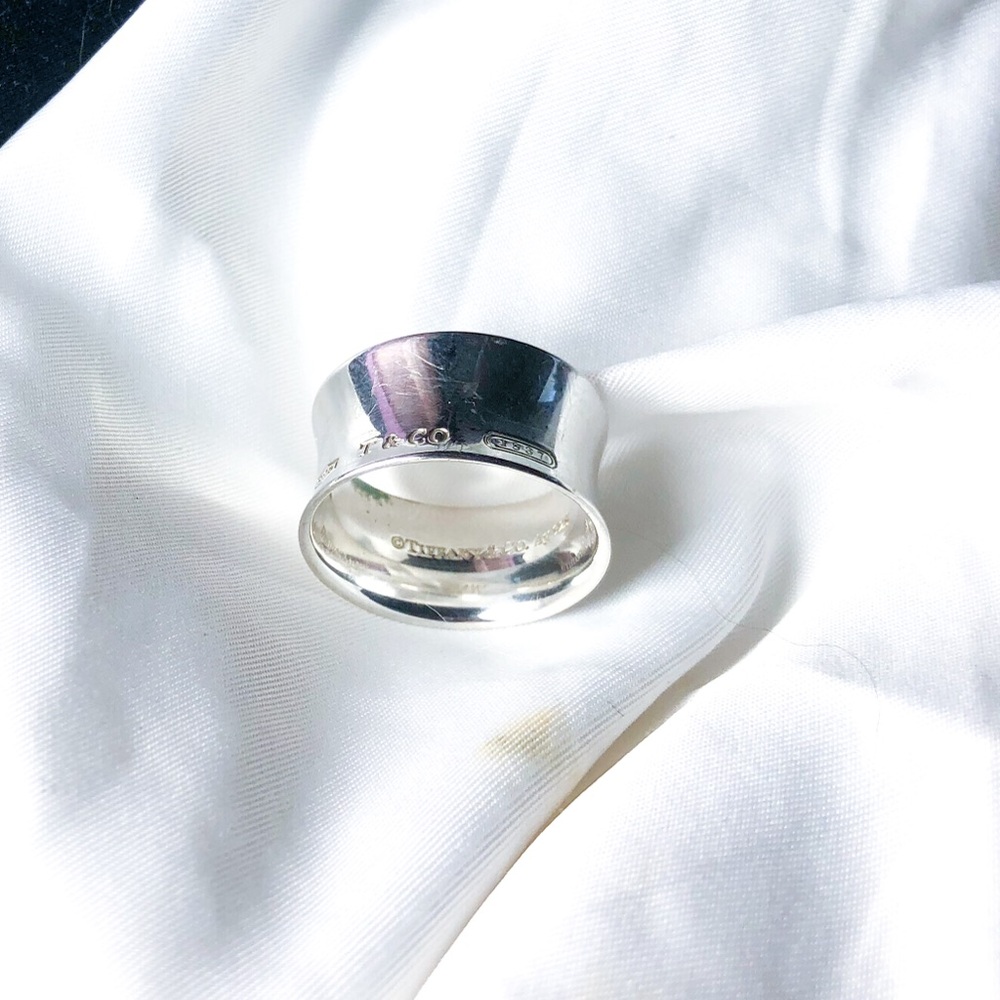 ⬇️SALE‼️ Tiffany and co 1837 engraved large band ring